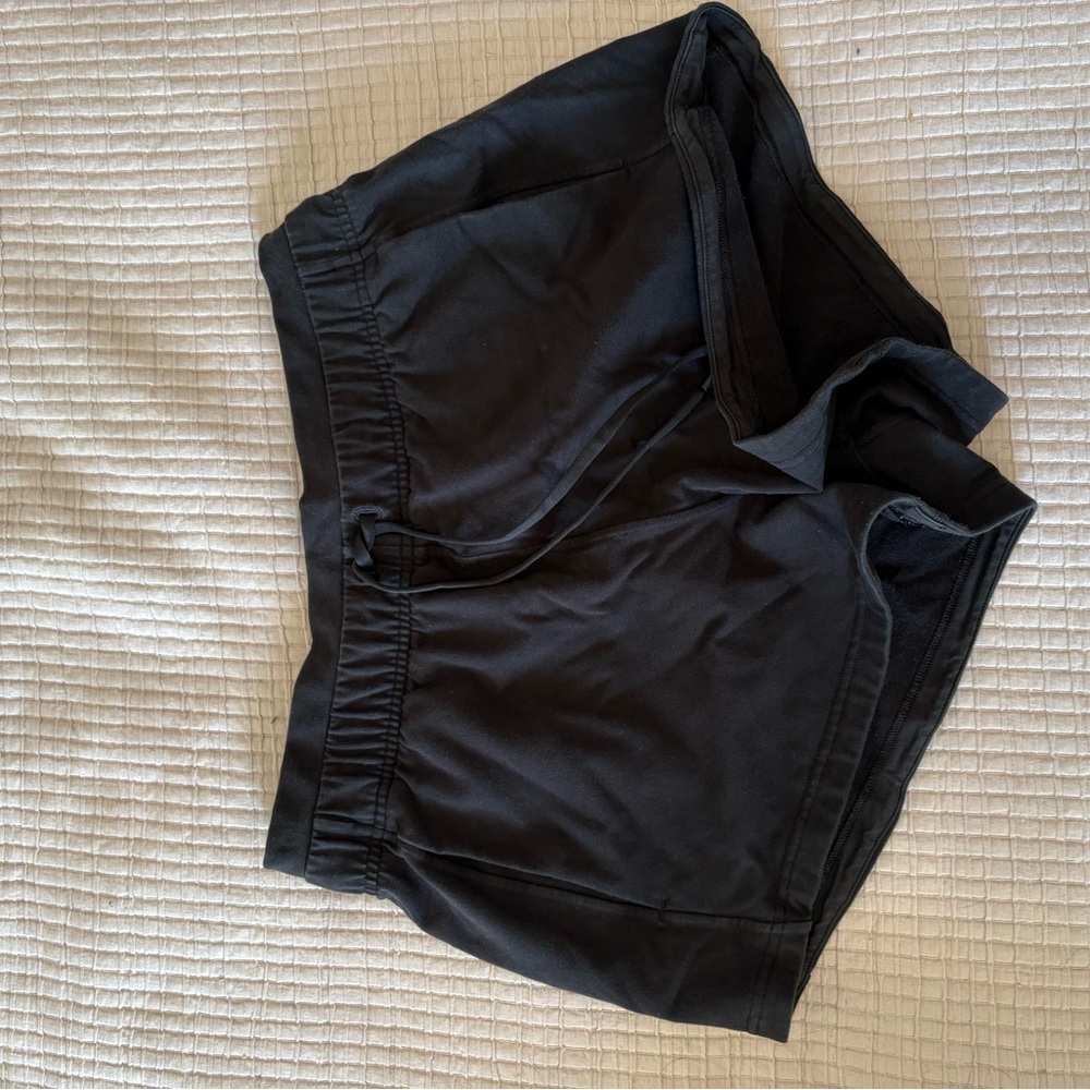 lululemon Black inner glow Shorts
